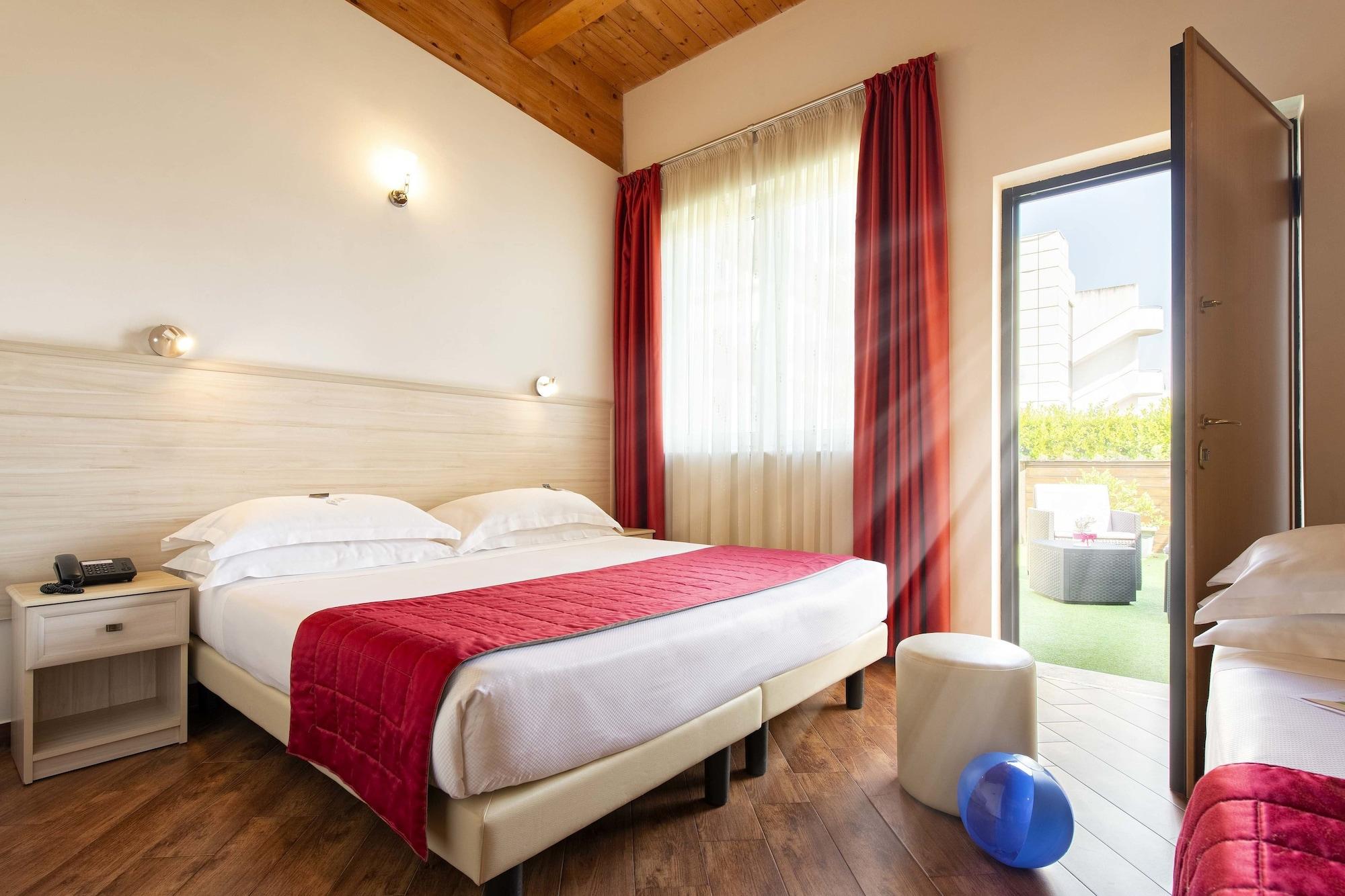 Simon Hotel Pomezia Eksteriør billede