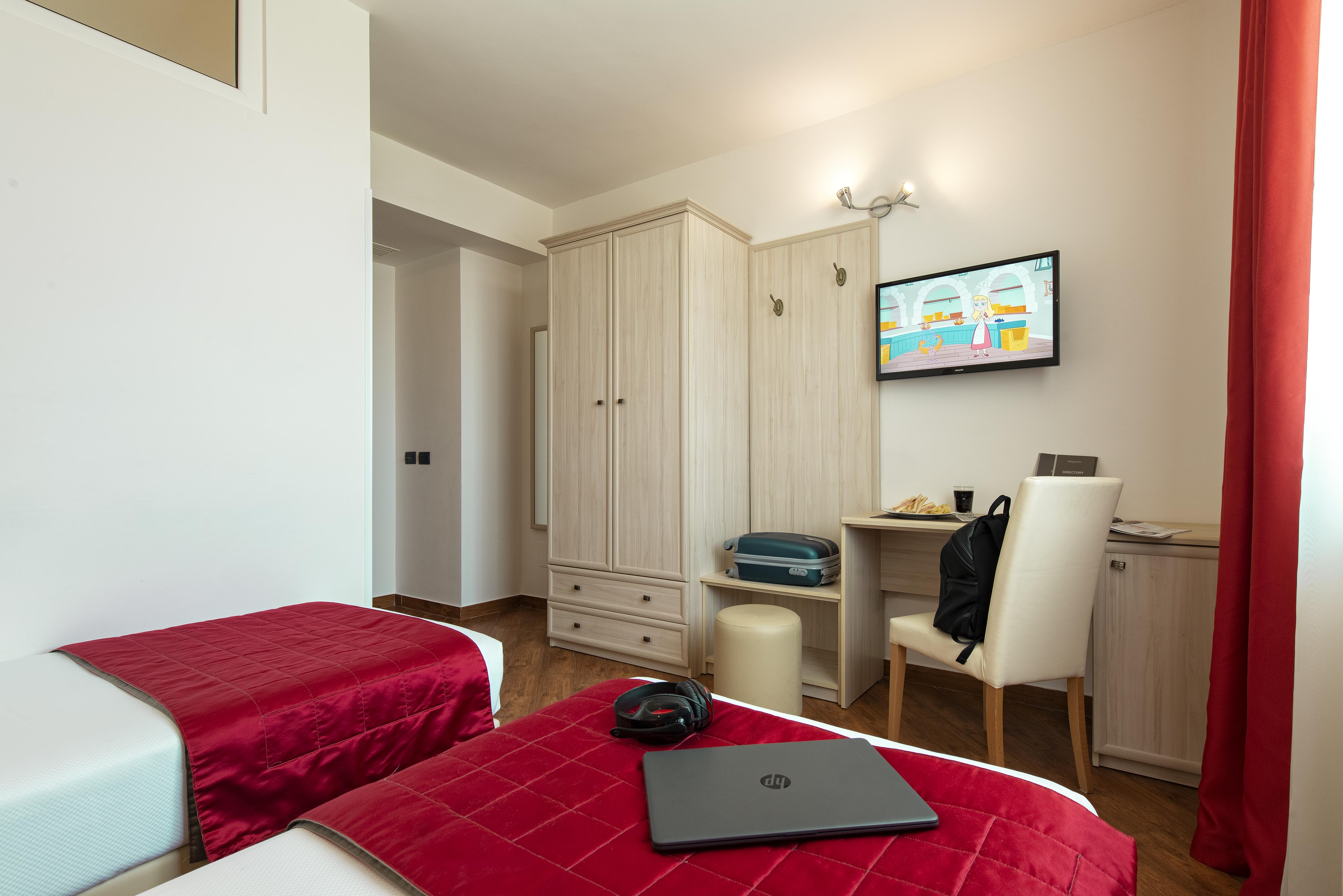 Simon Hotel Pomezia Eksteriør billede