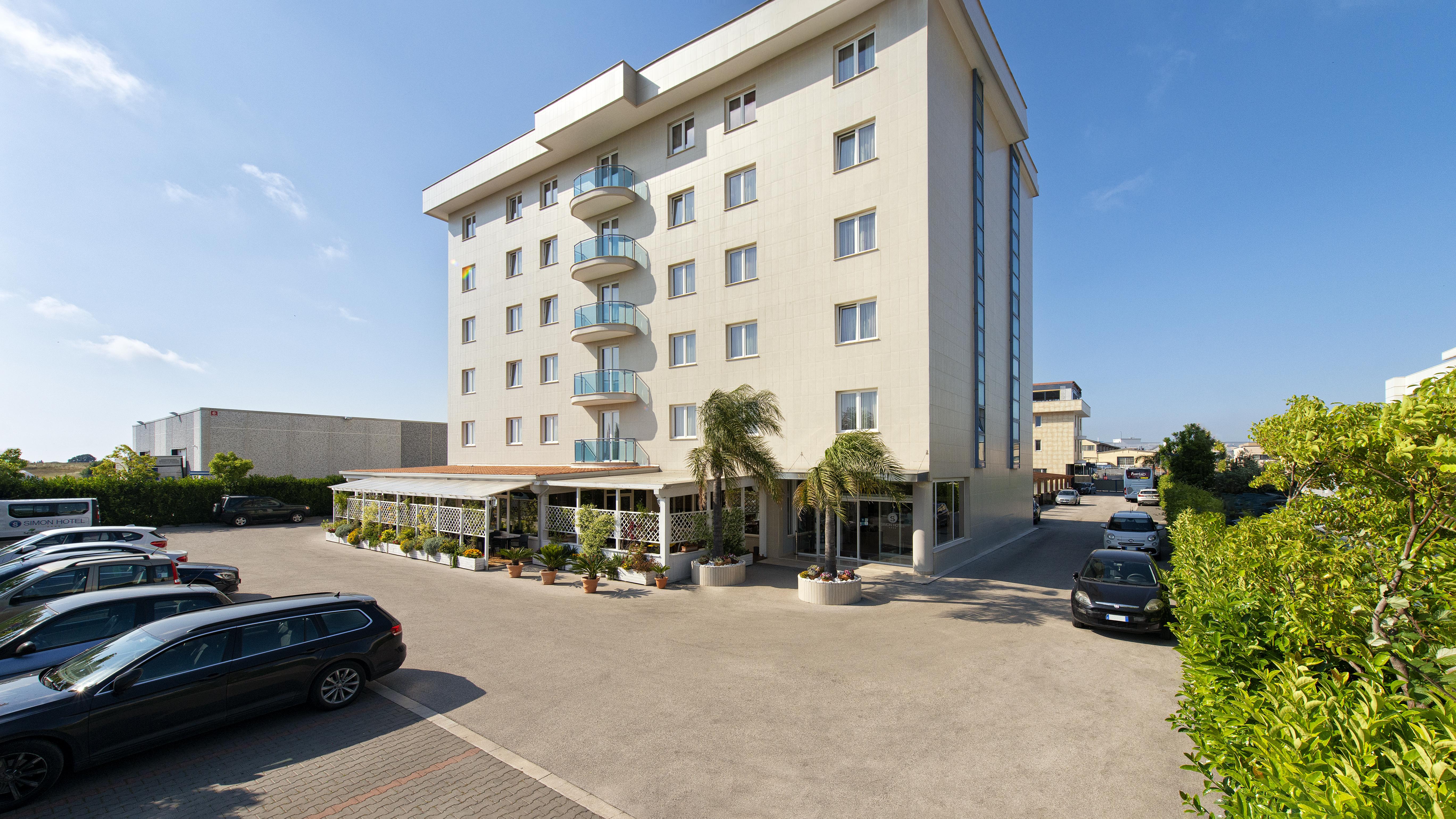 Simon Hotel Pomezia Eksteriør billede