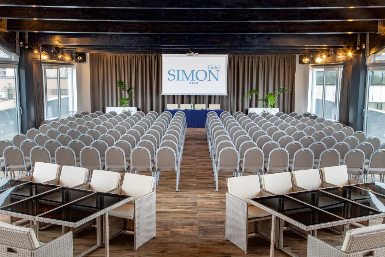 Simon Hotel Pomezia Eksteriør billede